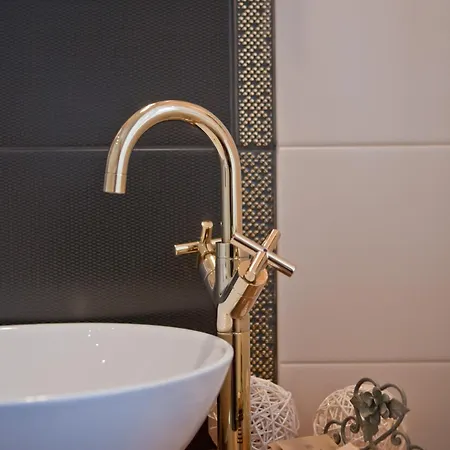Grandeus Guest house