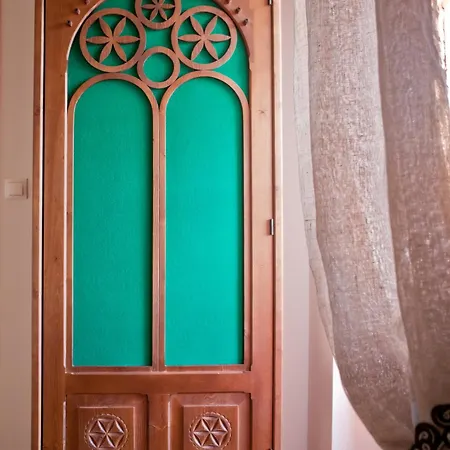Guest house Grandeus
