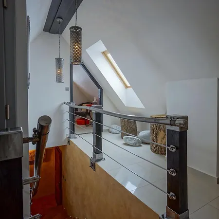Grandeus Guest house